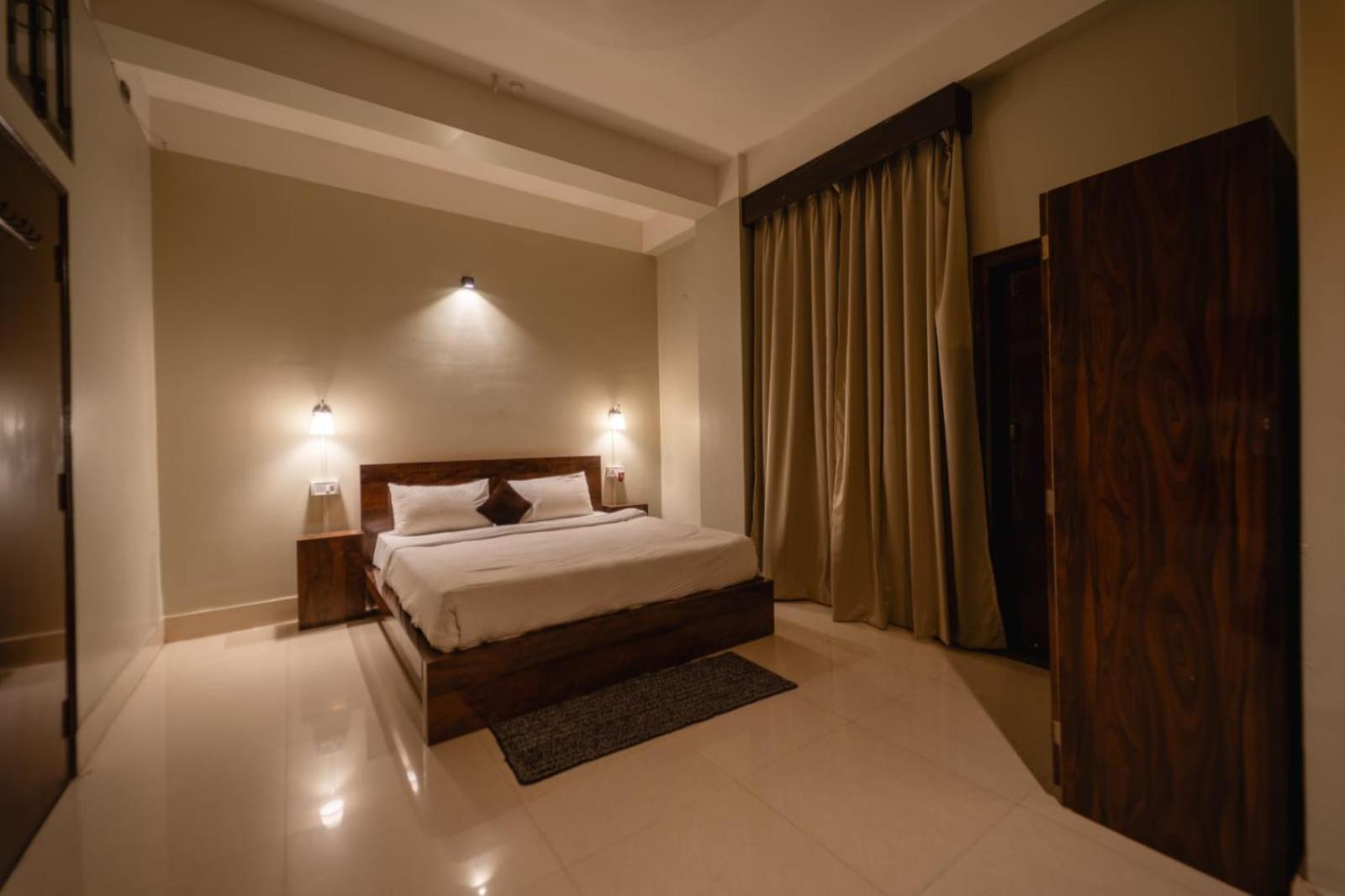 Alhanney Housing Guwahati Esterno foto