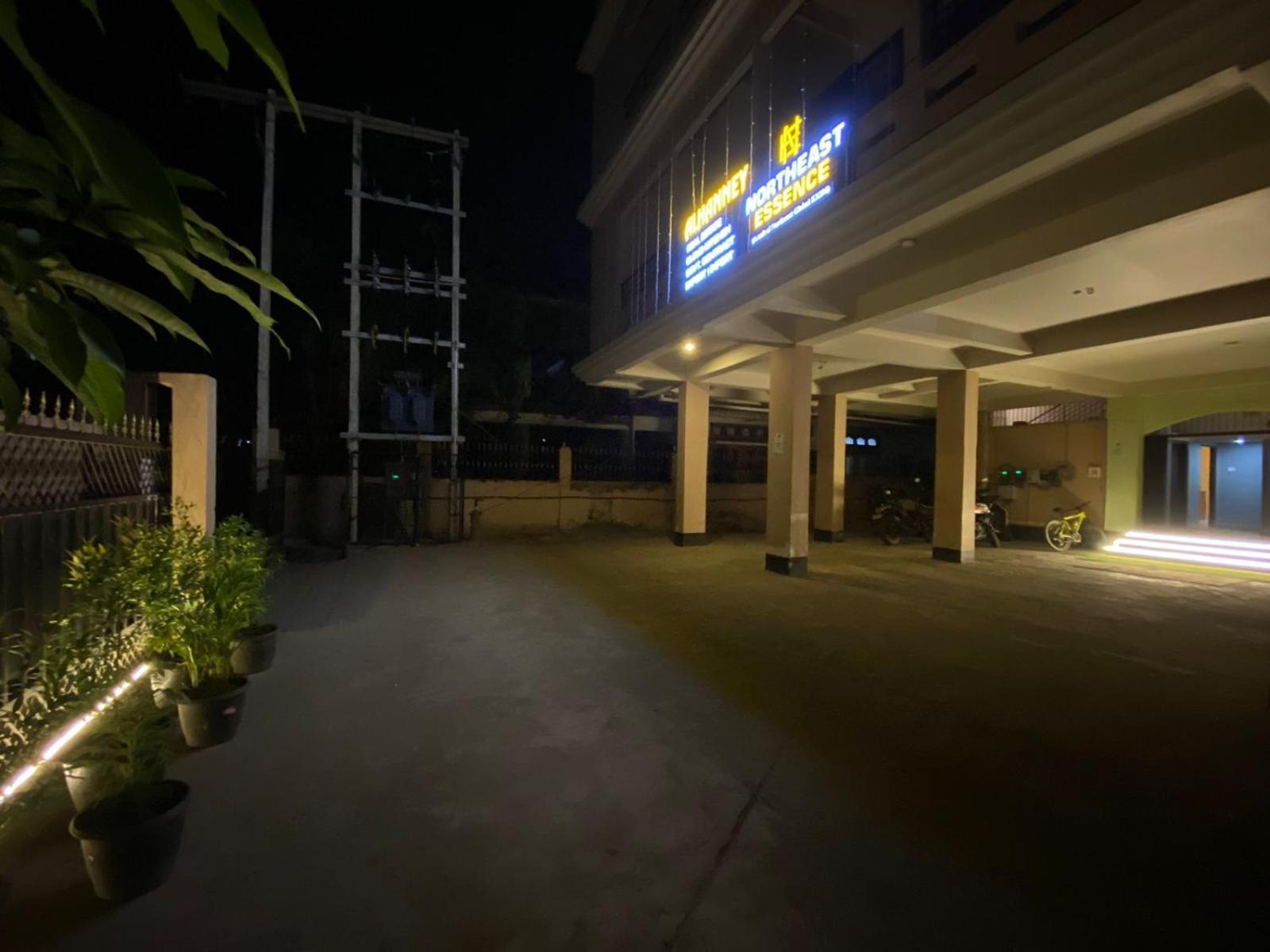 Alhanney Housing Guwahati Esterno foto